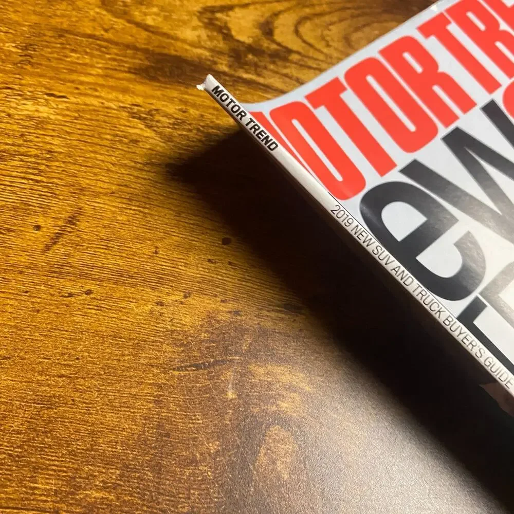 Motor Trend Magazine October 2018 - Cut off part of Cover Page